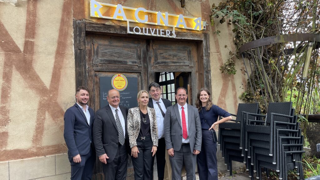 Première pierre de la réhabilitation du Manoir de Bigards, l’installation de la brasserie Ragnar a été saluée par la Banque des territoires : « C’est la rencontre entre les acteurs privés et publics qui créé cette richesse ».