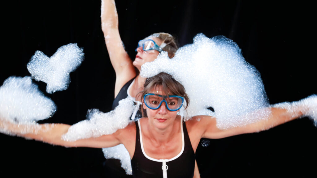 Plouf ! Danse et mousse pour bambins dès 18 mois